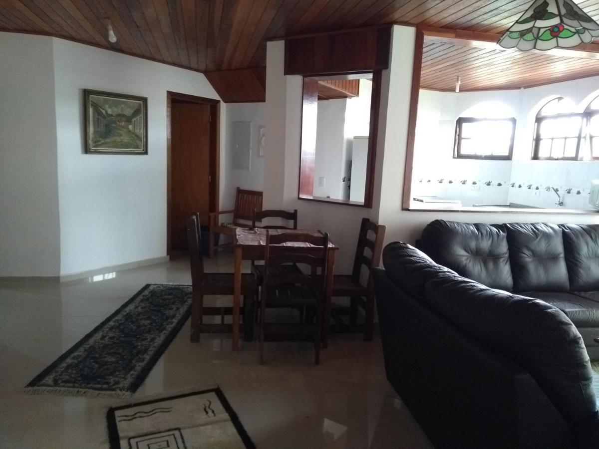 Apartamento Campos Do Jordao Villa Luaran gambar